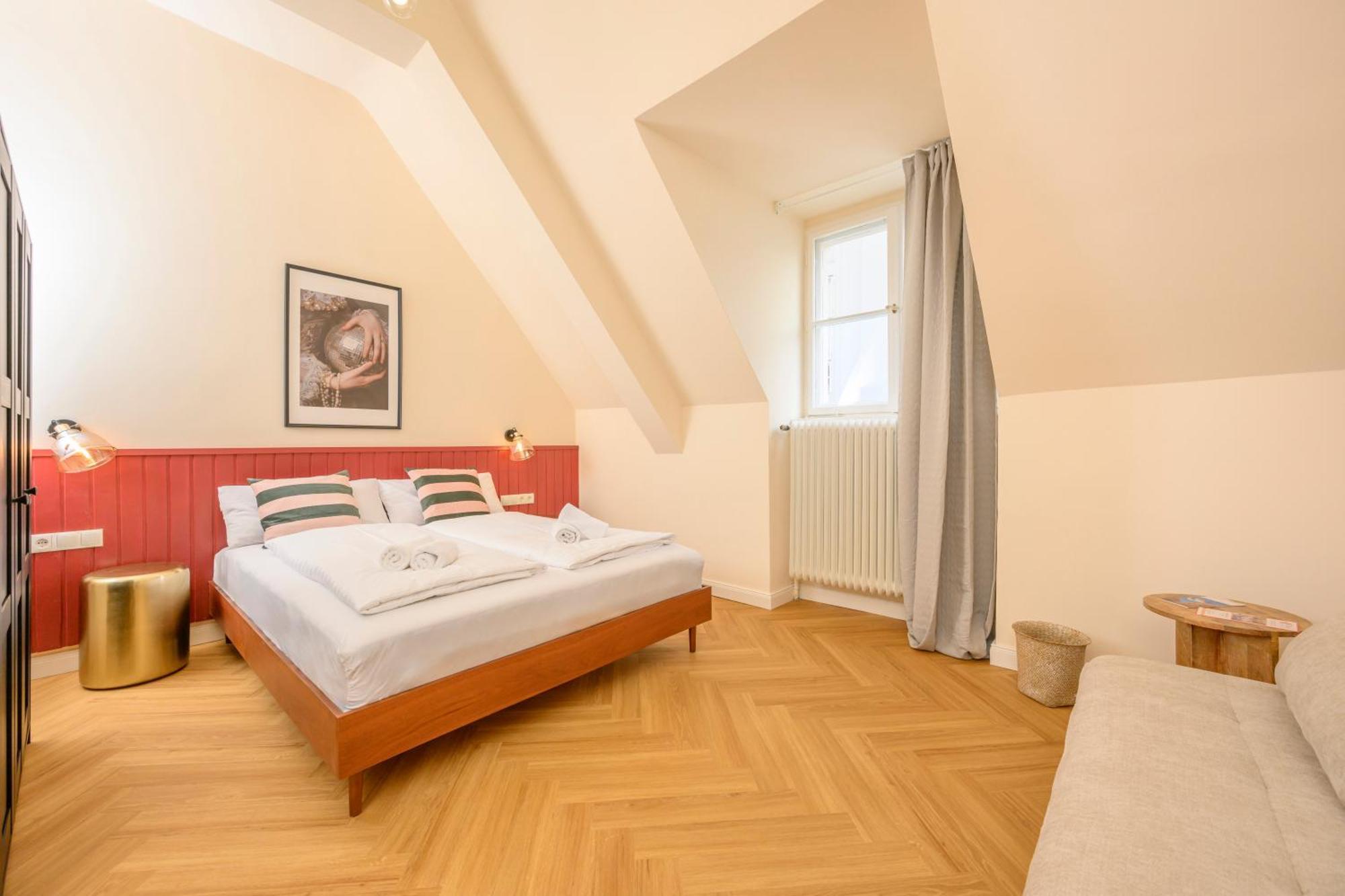 Palais Palffy Suits Wien Exterior foto